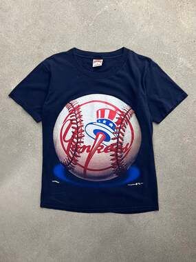 Vintage 1995 New York Yankees MLB Big Ball T-Shirt - M